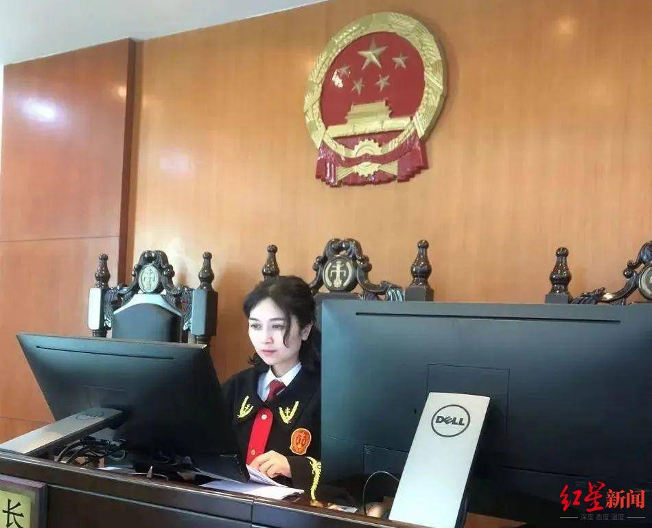 未成年女孩600元卖掉父亲3.6万元手表<strong></p>
<p>Bittylicious</strong>，法官多次调解后买家赔偿6600元