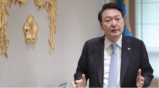 尹锡悦被捕无悬念<strong></p>
<p>UBitMEX</strong>，总统府警卫放话捍卫法律，韩国政坛迎剧变前夜