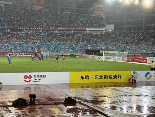 常州一烧烤店花10万赞助苏超<strong></p>
<p>比特币交易所</strong>，因系唯一个体赞助商爆火，附近商户：之前生意一直好