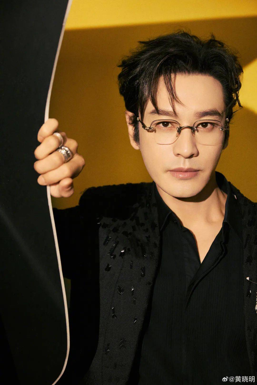 已确认：是知名演员黄晓明<strong></p>
<p>火币交易app</strong>！