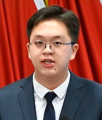 徐晓当选全国青联主席<strong></p>
<p>币安交易app</strong>，李文铎当选全国学联主席