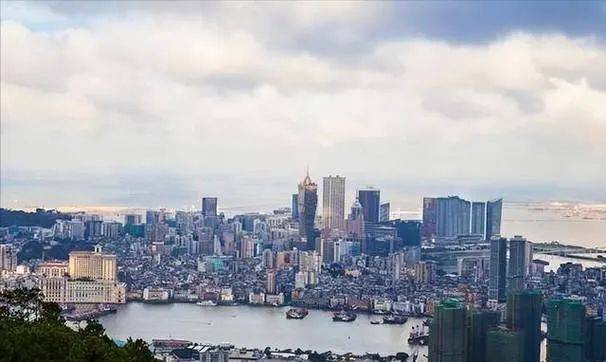 绝不能让家门口生乱！解放军火速集结<strong></p>
<p>币安交易app</strong>，大陆不再仁慈，释放信号强烈